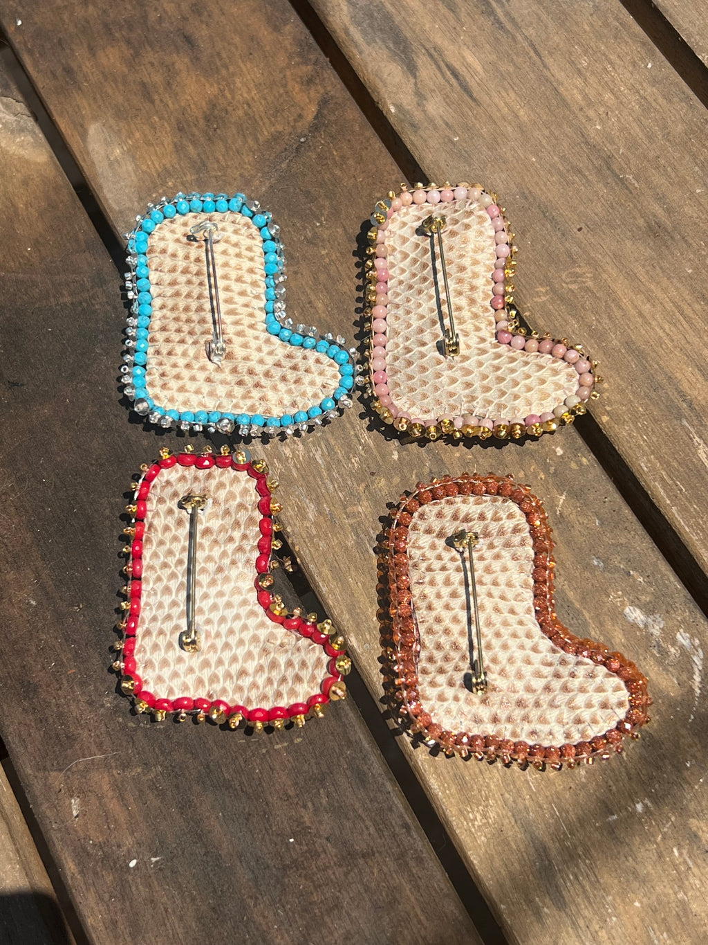 Broche « Tiag » marron