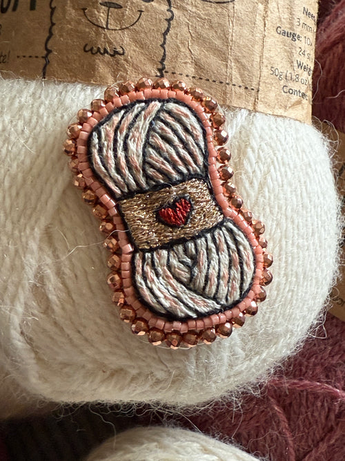 Broche « Baby Wool »
