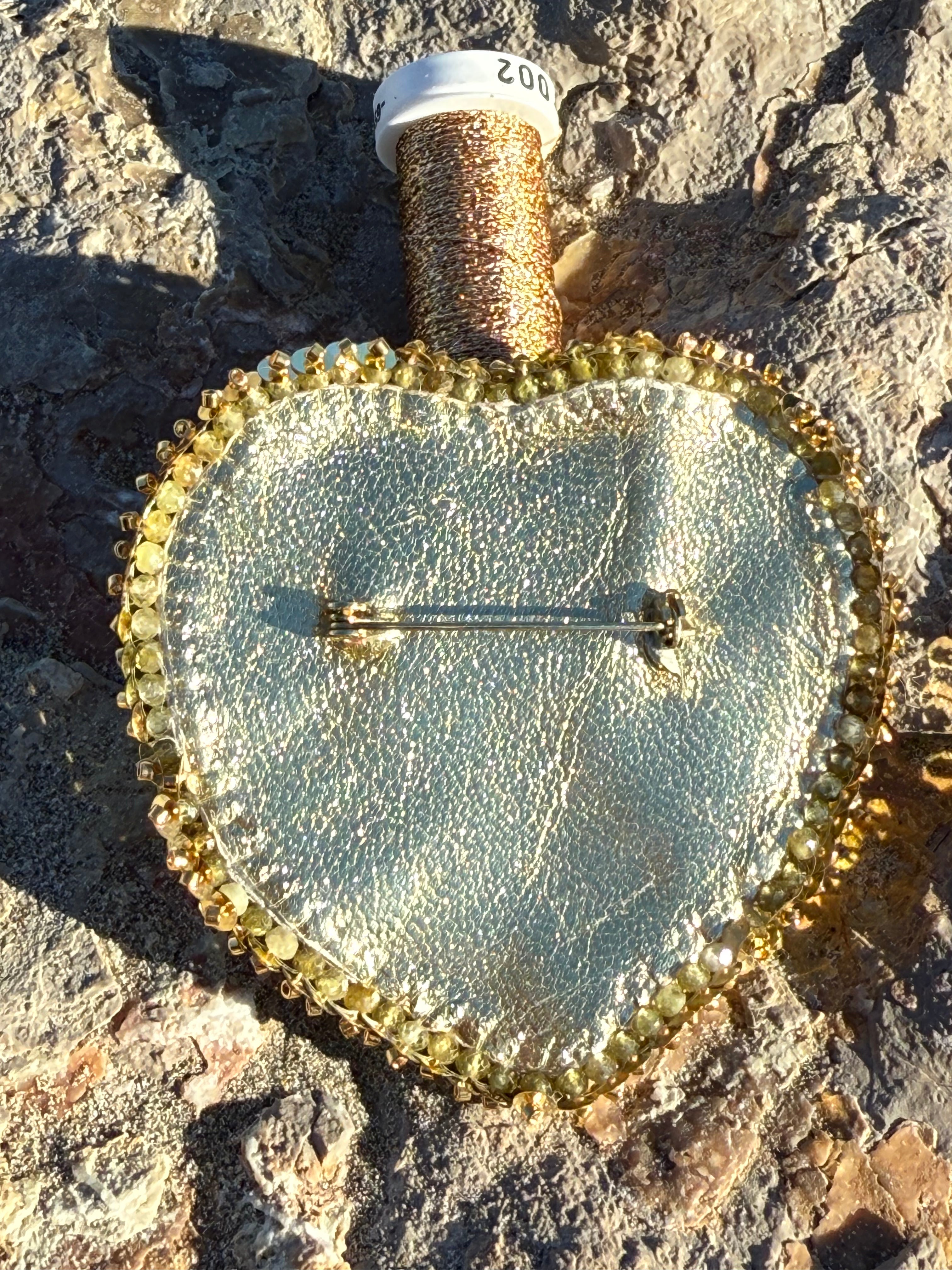 Broche « Nazar & Love » kaki