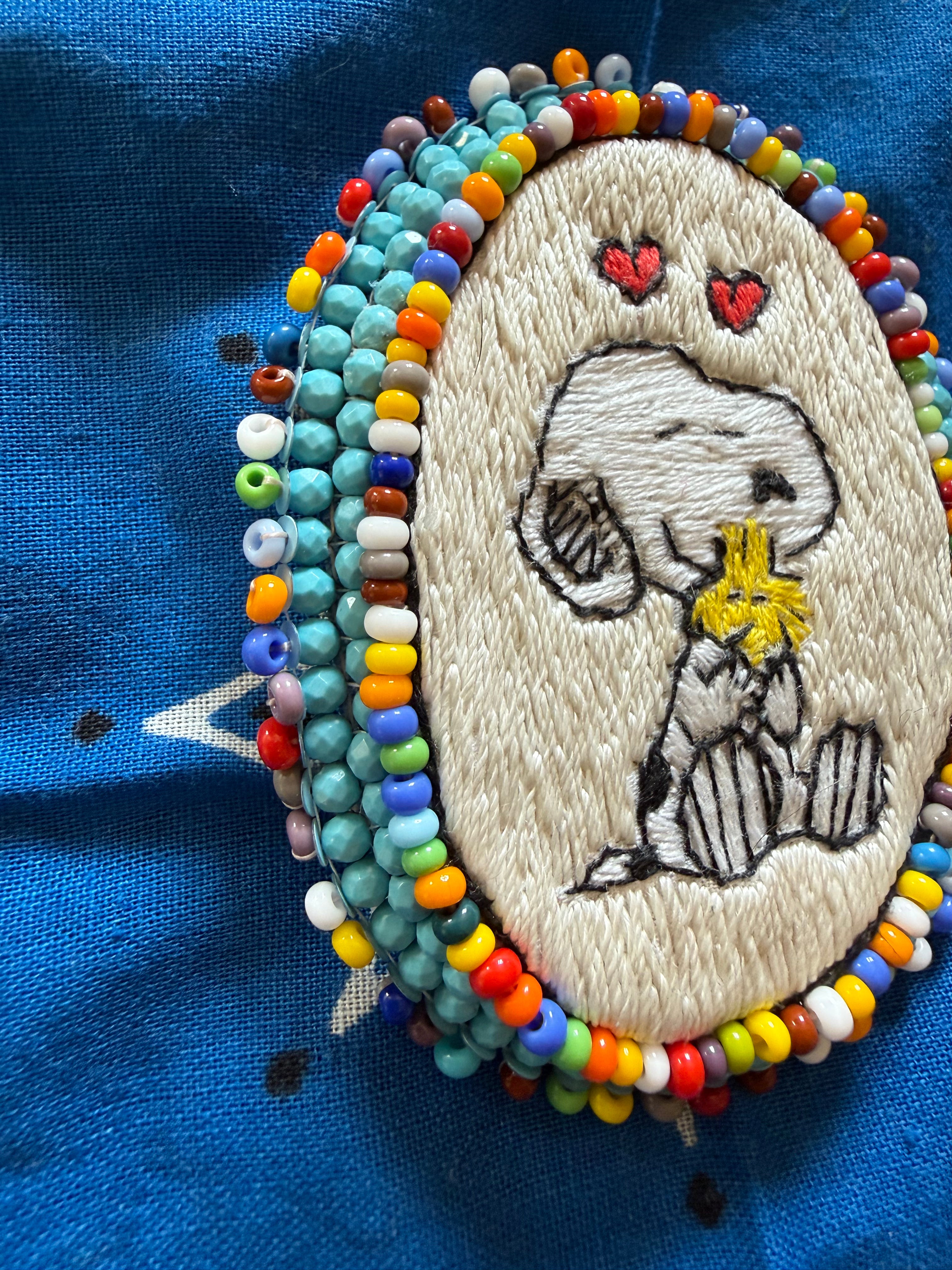 Broche « Snoopy »