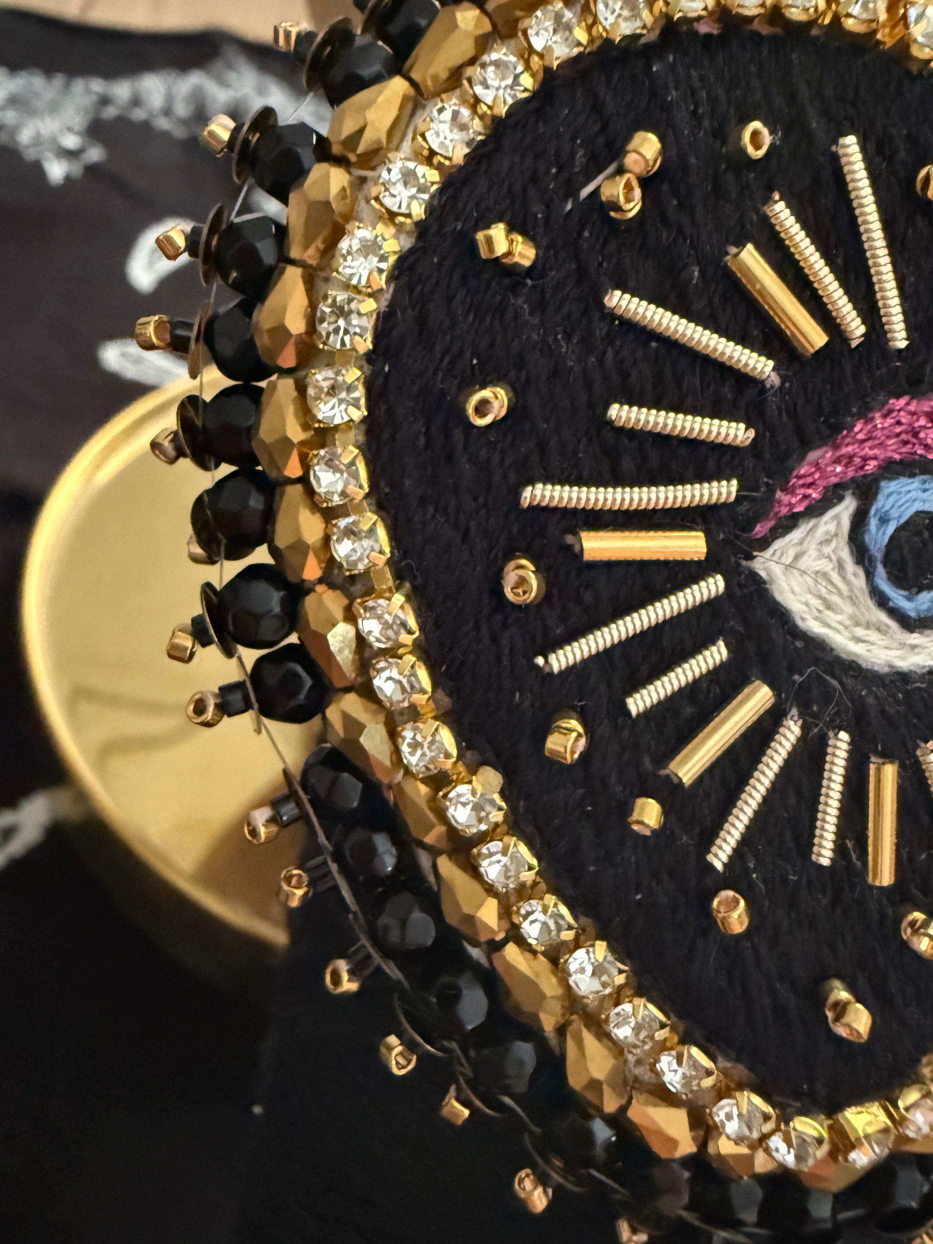 Broche « Nazar & Love » Back to Black