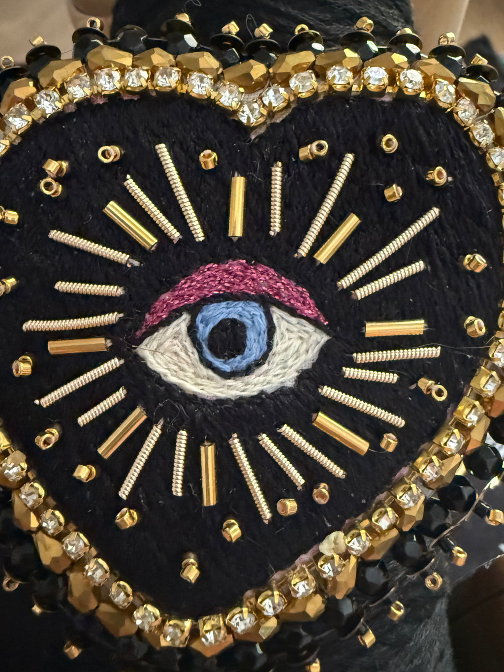 Broche « Nazar & Love » Back to Black