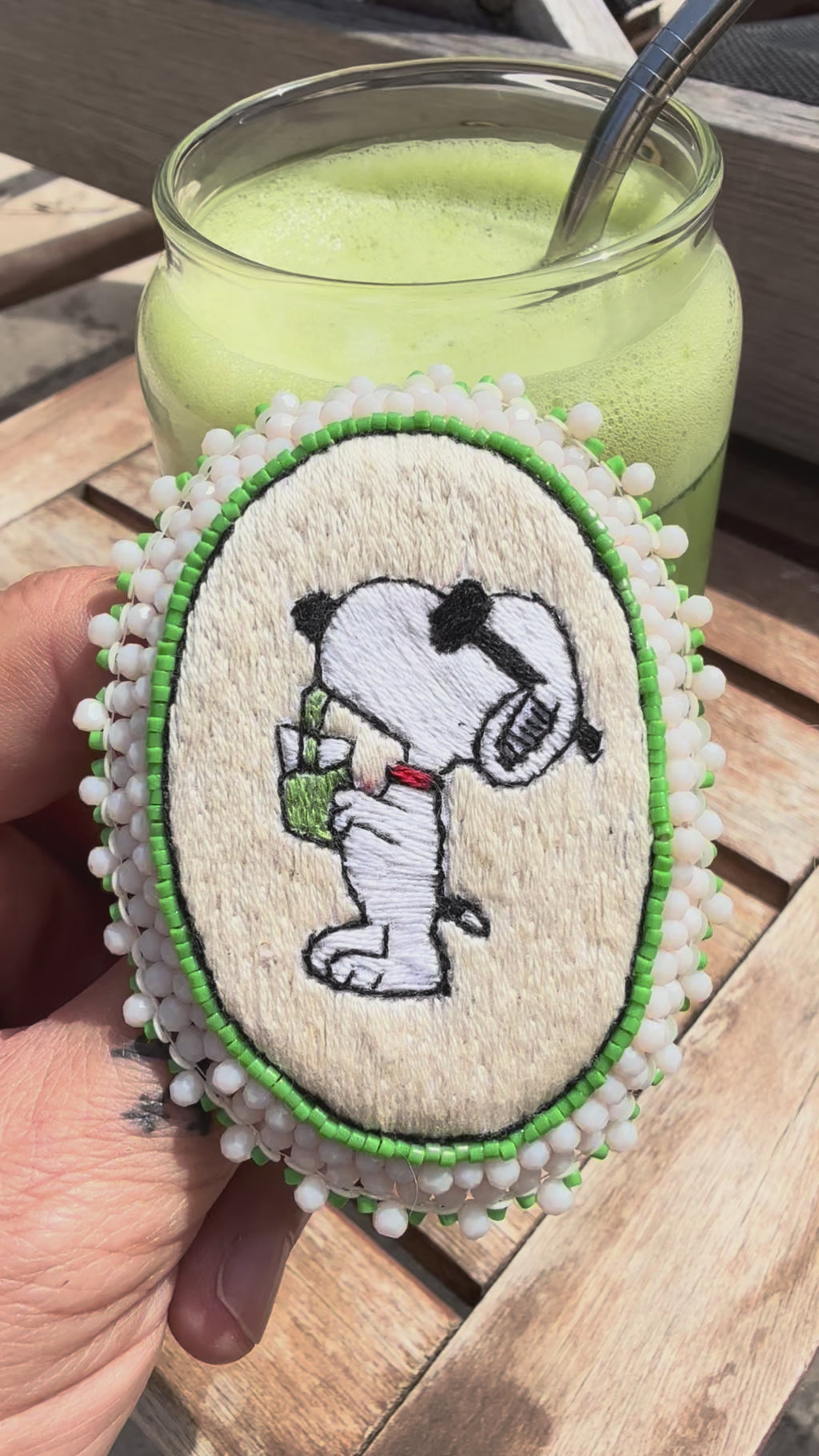 Broche « Snoopy Matcha Boy »