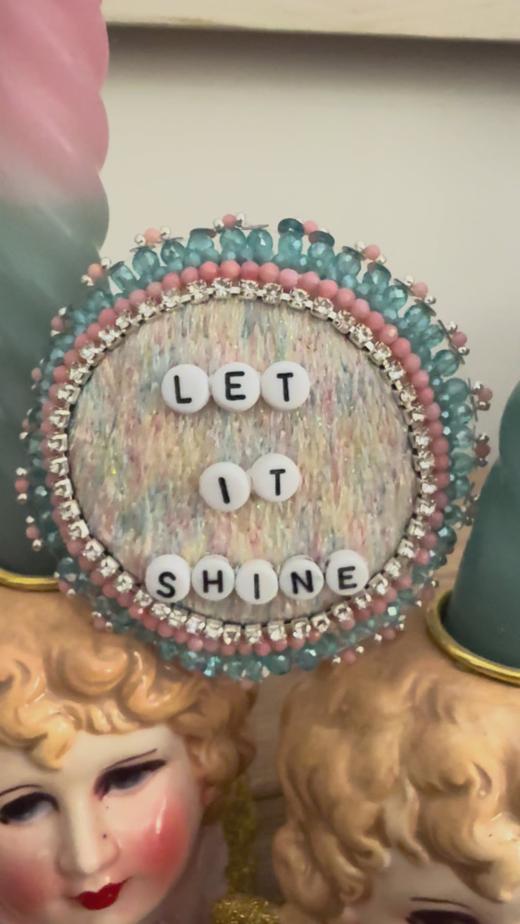 Broche « Let It Shine »