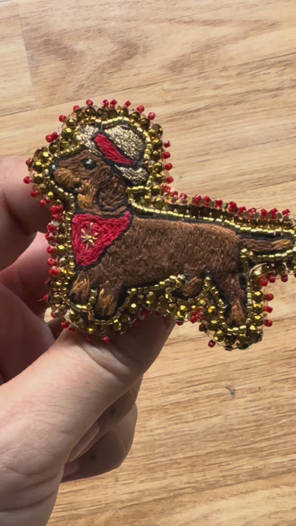Broche « Teckel »