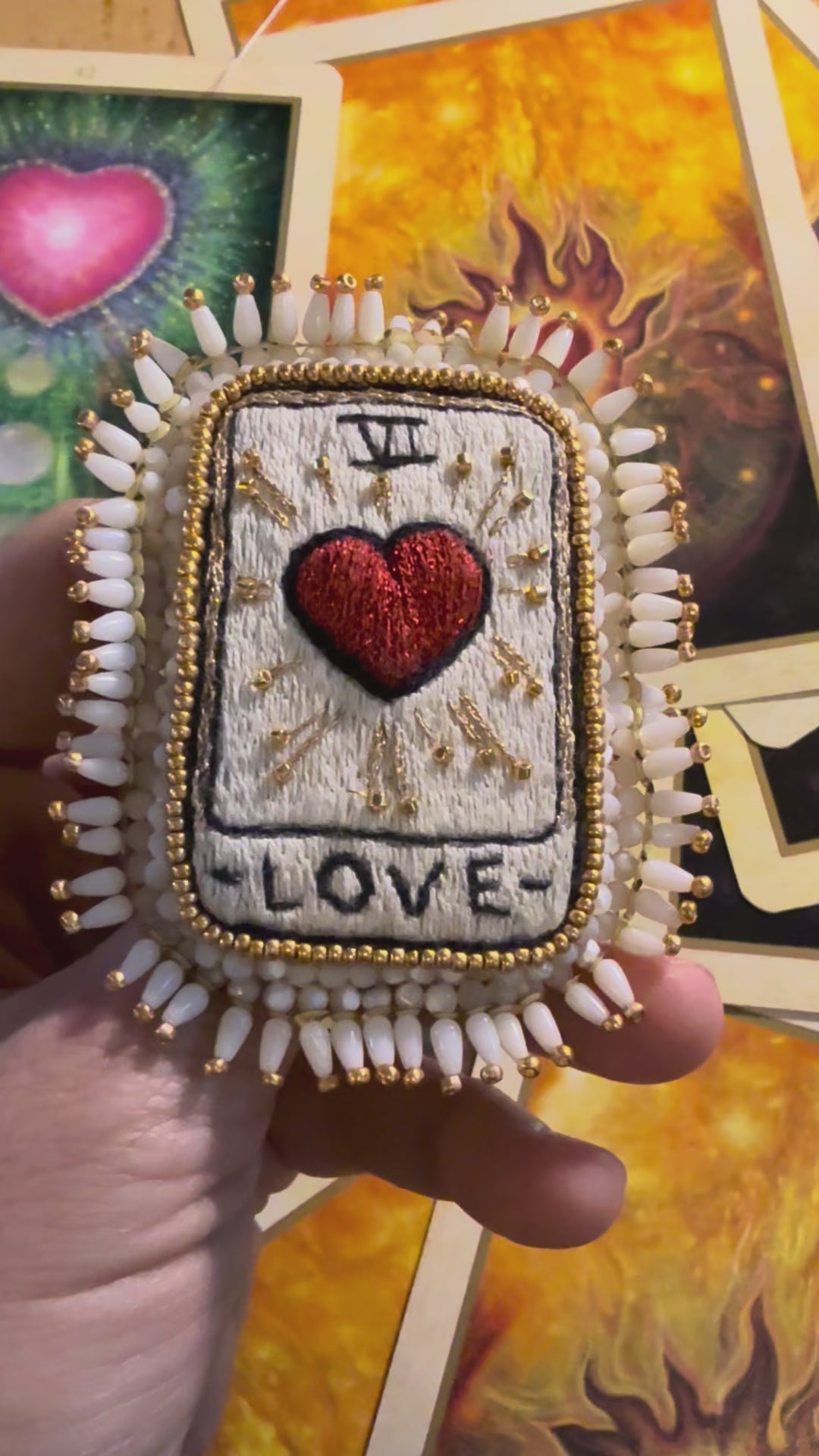 Broche « Tarot VI Love »