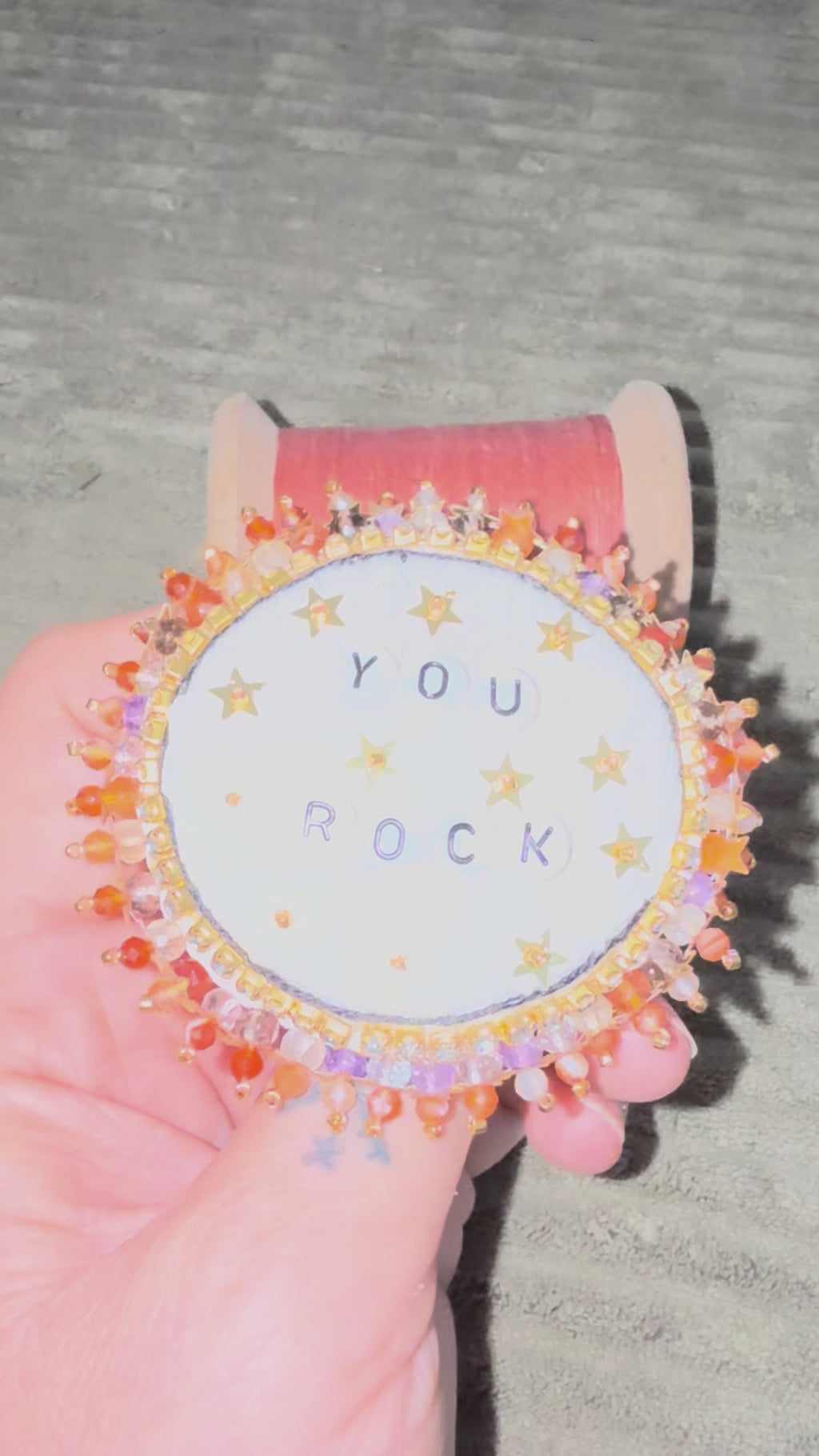 Broche « You Rock »